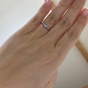 【俄(にわか)の口コミ】 夫がこのデザインを雑誌で見て一目惚れ。
実際お店に行き試着して見て大満…