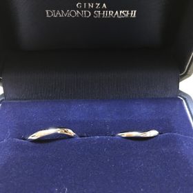 【銀座ダイヤモンドシライシの口コミ】 シンプルで飽きのこないデザインで、指がキレイに見えるものを探していま…