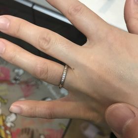 【銀座ダイヤモンドシライシの口コミ】 デザインで決めました。かなり悩みました。が、一番良い買い物が出来たと…