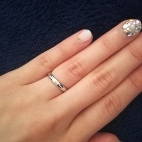 【JEWELRY  KAMATA(ジュエリーかまた)の口コミ】 二人ともツルッとしたシンプルなデザインがよかったのですぐに決まりまし…