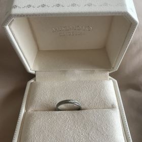 【MIKIMOTO(ミキモト)の口コミ】 婚約指輪をこちらで購入し、大変満足したので結婚指輪も購入することにし…