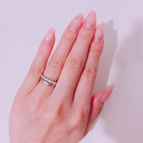 【アイプリモ(I-PRIMO)の口コミ】 手が大きめだったので、ストレートリングの重ね付けにしました！
店員さん…