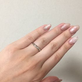 【エクセルコダイヤモンド(EXELCO DIAMOND)の口コミ】 プロポーズでもらった婚約指輪がエクセルコダイヤモンドでした！
婚約指輪…