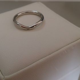 【ティファニー(Tiffany & Co.)の口コミ】 結婚指輪はティファニーにしたかったので、大変満足している。デザインが…