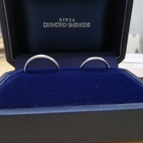 【銀座ダイヤモンドシライシの口コミ】 シンプルなデザインとお店の対応が非常によく、前向きに検討できました。…