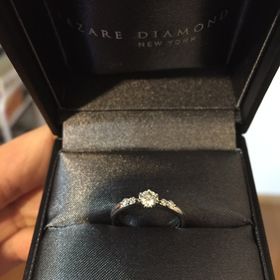 【ラザール ダイヤモンド(LAZARE DIAMOND)の口コミ】 自分がニューヨークが大好きなので、婚約指輪はニューヨーク発祥のラザー…