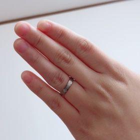 【Ptau(ピトー)の口コミ】 お互いにマットな素材がよくシンプルだけど存在感のある指輪を希望してお…