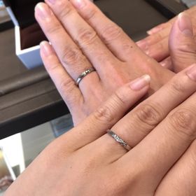 【アイプリモ(I-PRIMO)の口コミ】 指輪のデザインがとてもシンプルだったところです。職業柄、長いことつけ…