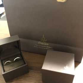 【CHER LUV(シェールラブ)の口コミ】 華奢なデザインで、かつダイヤがさりげなく入ったデザインを探してました…