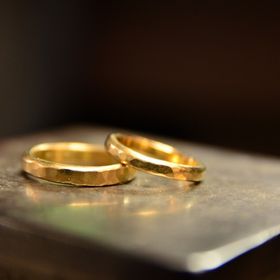 【指輪工房 ケルヒ  KELLCHの口コミ】 結婚指輪という事で、セレクトショップにも伺いました。もちろんデザイン…