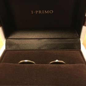 【アイプリモ(I-PRIMO)の口コミ】 シンプルな結婚指輪を探しており、ダイヤだけが目立つ指輪を見つけて、一…