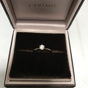 【アイプリモ(I-PRIMO)の口コミ】 シンプルなデザインが、好きな彼女にリングは一番シンプルなのがいいと思…