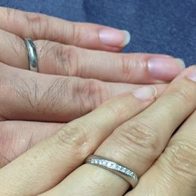 【Dolfani(ドルファーニ )の口コミ】 指にしっくりくる自然なデザインと付け心地を求めて指輪を探していました…