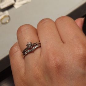 【ケイウノ ブライダル(K.UNO BRIDAL)の口コミ】 もし購入するならハーフエタニティリングがいいなと漠然とした気持ちでい…