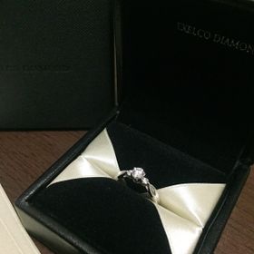 【エクセルコダイヤモンド(EXELCO DIAMOND)の口コミ】 いろいろゼクシィで見て、お互いの考えているデザインと雰囲気を話し合っ…