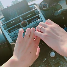 【エクセルコダイヤモンド(EXELCO DIAMOND)の口コミ】 王道の結婚指輪っぽいものを探していたのですが、他の人とはあまり被りた…