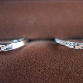 【アイプリモ(I-PRIMO)の口コミ】 いくつか試着した中でこちらが一番似合っていたので決めました。
ゴールド…