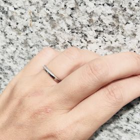【アイプリモ(I-PRIMO)の口コミ】 結婚10周年の記念として、エタニティのようなリングを探していましたがプ…