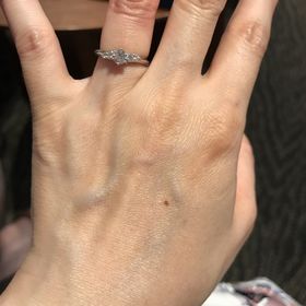 【銀座ダイヤモンドシライシの口コミ】 指輪を購入するまでに10件のお店を見て回りましたがダイヤモンドの輝きが…