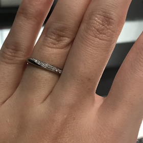 【ラザール ダイヤモンド(LAZARE DIAMOND)の口コミ】 ネットで色々見てある程度きになるものを決めてから店舗に行きましたが、…