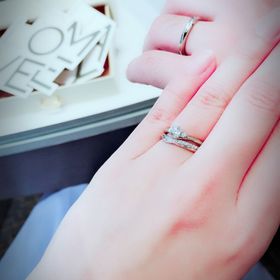 【銀座ダイヤモンドシライシの口コミ】 指にフィットする滑らかさに感動しました。
これから一生つけていくには、…