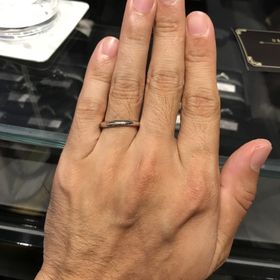 【エクセルコダイヤモンド(EXELCO DIAMOND)の口コミ】 ミルデザインに絞って指輪選びをしました。数あるブランドの中でエクセル…