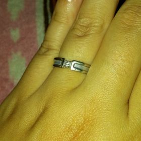 【ジュエリーツツミ(JEWELRY TSUTSUMI)の口コミ】 デザインが凝りすぎていなく、普段使いに向いているのと小さいながらもダ…