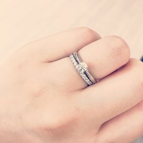 【アイプリモ(I-PRIMO)の口コミ】 つけた時に一番指がキレイに見えるものを選びました。元々キレイな指では…