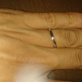 【アイプリモ(I-PRIMO)の口コミ】 長い間着けてもデザインを楽しめると思ったので、この指輪に決めました。…