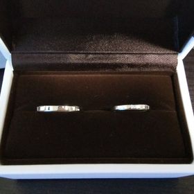 【アイプリモ(I-PRIMO)の口コミ】 二人に似合うデザインでえらびました。
とくにこだわったのは、新婦がダイ…