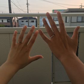 【銀座ダイヤモンドシライシの口コミ】 自分のものはキラキラしすぎていると、派手で使いづらいと感じたので、ダ…