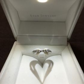 【STAR JEWELRY(スタージュエリー)の口コミ】 付けてみたときに、私の指と、指輪のデザインとの相性が良いと感じました…