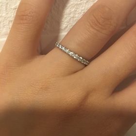 【銀座ダイヤモンドシライシの口コミ】 1つダイヤが付いているものより、子どもが生まれてからや、普段お出かけの…