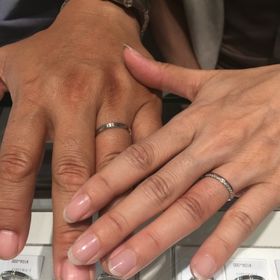 【アイプリモ(I-PRIMO)の口コミ】 現在持っているエンゲージリングとセットで合いそうなデザインでした。鍛…