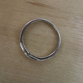 【STAR JEWELRY(スタージュエリー)の口コミ】 普通のデザインが嫌だったため、少しひねりの入ったデザインがいいね、と…