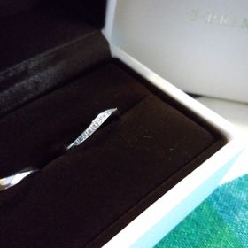 【アイプリモ(I-PRIMO)の口コミ】 何処の角度からみても綺麗に見えるダイアモンドに一目惚れしました。
正面…