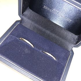 【銀座ダイヤモンドシライシの口コミ】 ダイヤモンドの上品な輝きと
普段指輪などしない私にも違和感なくつけれて…