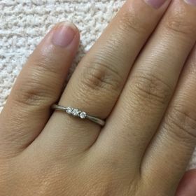 【銀座ダイヤモンドシライシの口コミ】 ダイヤ付きの指輪が希望で他のブランドのエタニティリングと最後まで悩ん…