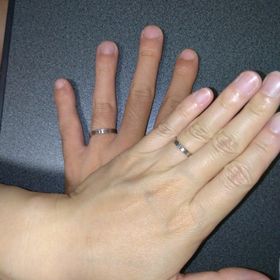 【PILOT BRIDAL(パイロットブライダル)の口コミ】 ブランドを先に決めてから指輪を選びました。
シンプルなものも良いかなと…