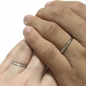 【Something Blue(サムシングブルー)の口コミ】 リングの内側のブルーサファイアがキレイでした。キャンペーンなどで誕生…