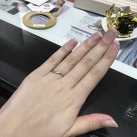 【Something Blue(サムシングブルー)の口コミ】 最初は特にデザインに関しては決めてませんでした。
いろいろなブランドの…