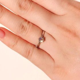 【BRIDGE(ブリッジ)の口コミ】 指をすっきりとしてきれいに見せる効果のあるシンプルなリングを探してい…