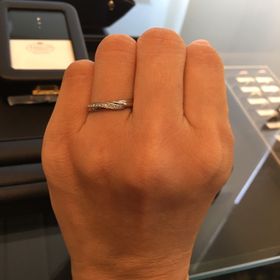 【エクセルコダイヤモンド(EXELCO DIAMOND)の口コミ】 ダイヤがとても綺麗で、それでいてあまり見せびらかさない程度の輝きだっ…