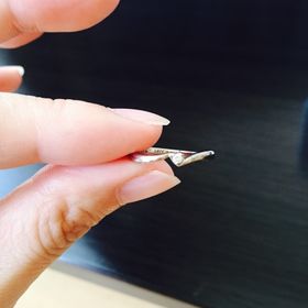 【サマンサシルヴァブライダルの口コミ】 この指輪を買えば、プレゼントでシルバーのティアラ、ネックレス、イヤリ…