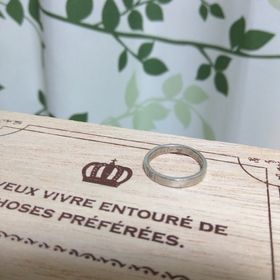 【EYE JEWELRY UMAKI(アイジュエリー ウマキ)の口コミ】 他に検討しているものもあったが、デザインよりも指輪の裏に刻印して欲し…