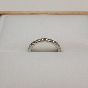 【宝寿堂(ほうじゅどう)の口コミ】 婚約指輪ですが、大きな石がついていないハーフエタニティを希望していま…