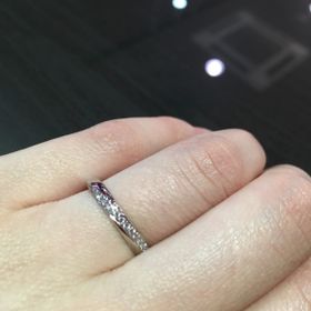 【LUCIE(ルシエ)の口コミ】 シンプルなデザインをと思って見てましたが、キラキラしたリングも可愛い…