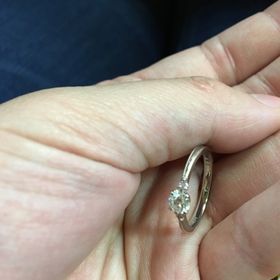 【アイプリモ(I-PRIMO)の口コミ】 ミルウチがとてもかわいくお気に入りのデザインです！ダイヤのサイドには…