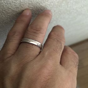 【アイプリモ(I-PRIMO)の口コミ】 デザインが気に入りました。
2色の指輪が前の指輪と似た感じでありました…