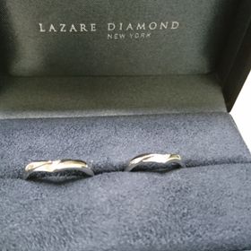 【ラザール ダイヤモンド(LAZARE DIAMOND)の口コミ】 ブランド独自のデザインとペア感が強いところに良さを感じました。またこ…